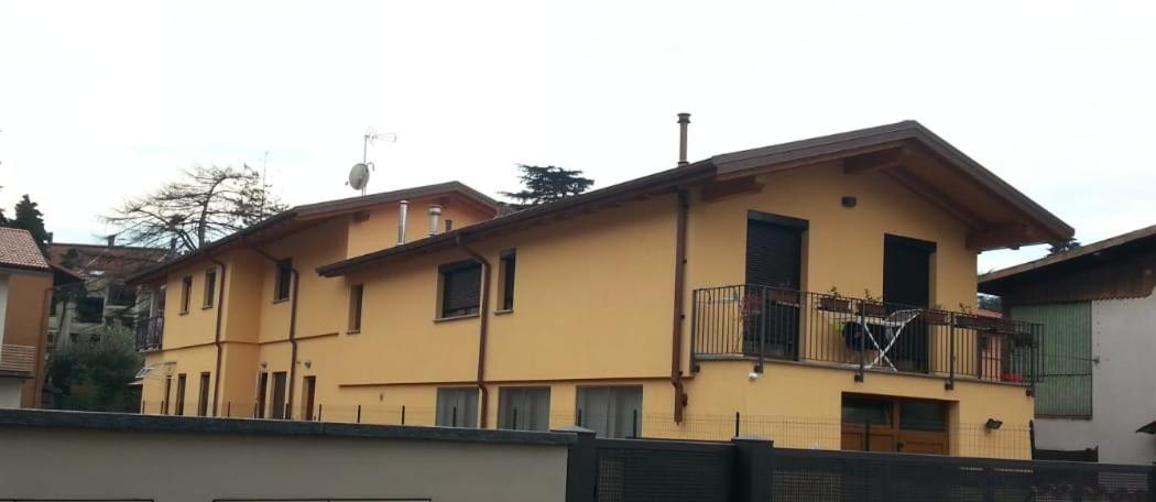Casa Di Ale E Bea Apartment Dervio Exterior photo